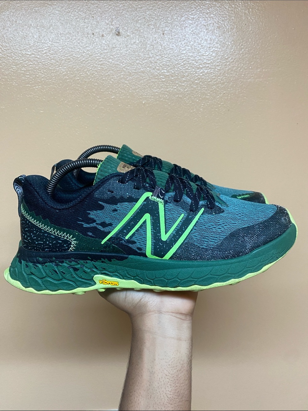 New Balance Fresh Foam X Hierro v7 “Jade Pixel Green” Size 9 MTHIERT7